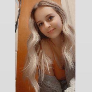 Meet your Posher, Leslie